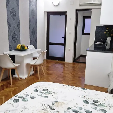 Mladenka Visnjik * Zadar