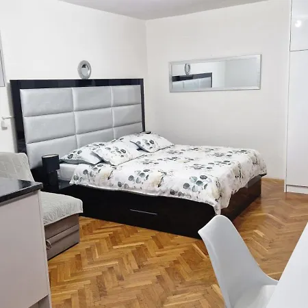 Mladenka Visnjik Apartamento *