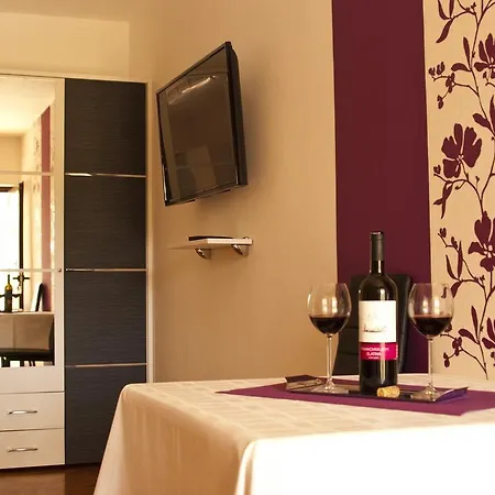 Mladenka Visnjik Apartamento Zadar