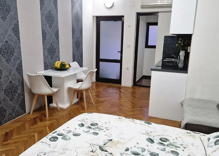 Mladenka Visnjik * Zadar